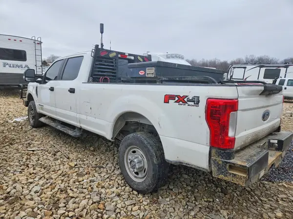 1FT8W3BT1HEE86696 2017 FORD F350 - Image 2