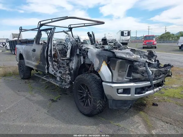 1FT8W3BT1KEE13321 2019 FORD F350 - Image 2