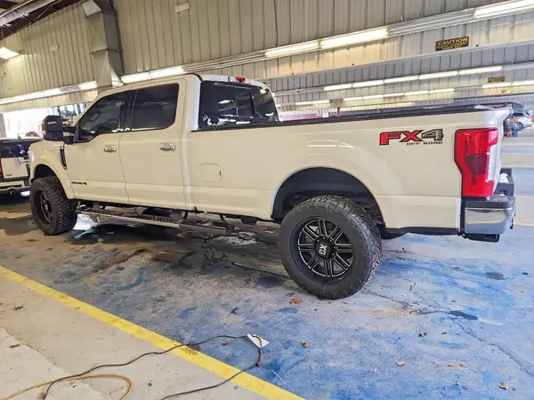 1FT8W3BT1KEE63815 2019 FORD F350 - Image 2