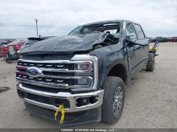 1FT8W3BT1SEC38374 2025 FORD F350 - Image 2