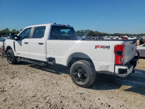 1FT8W3BT1SEC86859 2025 FORD F350 - Image 2
