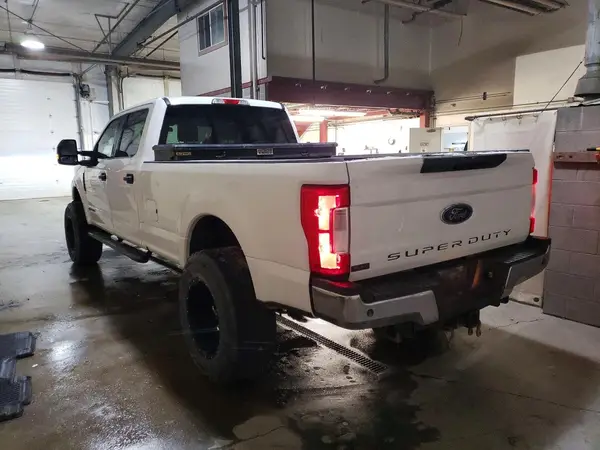 1FT8W3BT2HEE37989 2017 FORD F350 - Image 2
