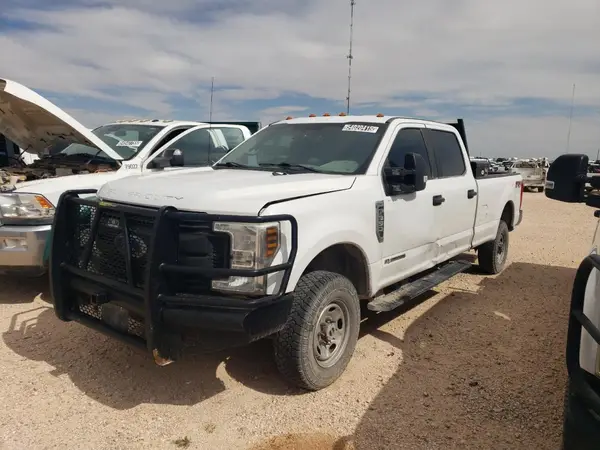 1FT8W3BT2JEC94371 2018 FORD F350 - Image 2