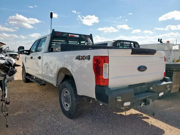 1FT8W3BT2KEE59384 2019 FORD F350 - Image 2