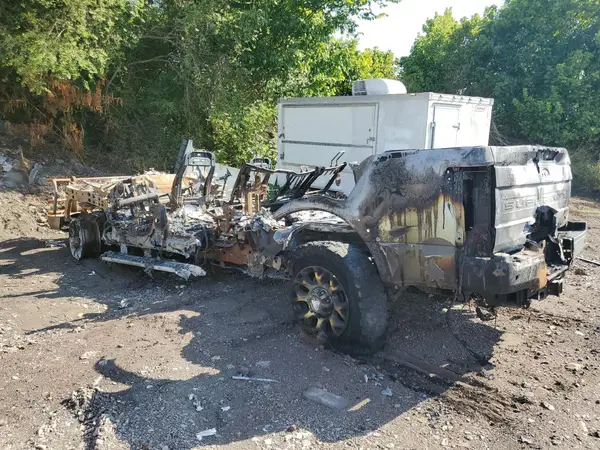 1FT8W3BT2NED59175 2022 FORD F350 - Image 2