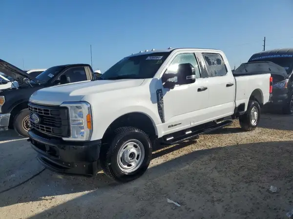 1FT8W3BT2PEE15053 2023 FORD F350 - Image 1