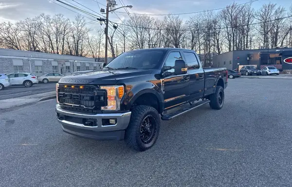 1FT8W3BT3HEB90093 2017 FORD F350 - Image 2
