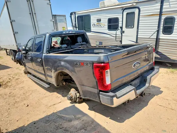 1FT8W3BT3HED96370 2017 FORD F350 - Image 2