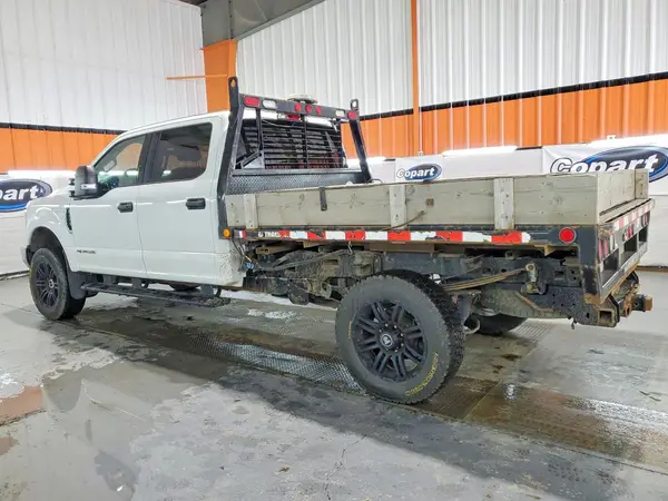 1FT8W3BT3HEE10705 2017 FORD F350 - Image 2
