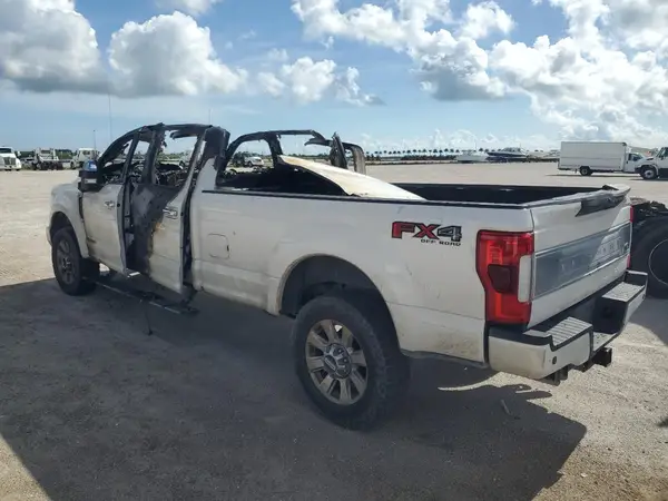 1FT8W3BT3JEB58346 2018 FORD F350 - Image 2