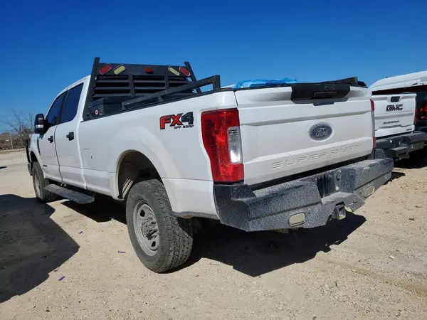 1FT8W3BT3JEC94945 2018 FORD F350 - Image 2