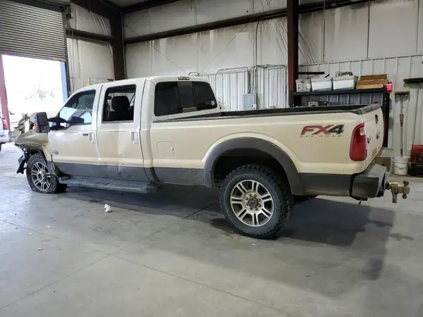 1FT8W3BT4GEA12501 2016 FORD F350 - Image 2