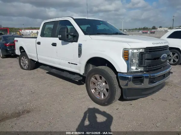 1FT8W3BT4HEF27158 2017 FORD F350 - Image 1