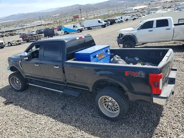 1FT8W3BT4HEF34613 2017 FORD F350 - Image 2