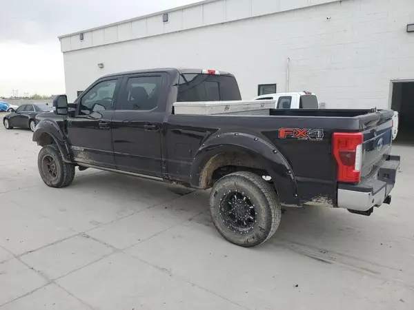 1FT8W3BT4JEB10337 2018 FORD F350 - Image 2