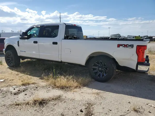 1FT8W3BT4JEB44522 2018 FORD F350 - Image 2