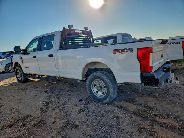 1FT8W3BT4JEC94419 2018 FORD F350 - Image 2