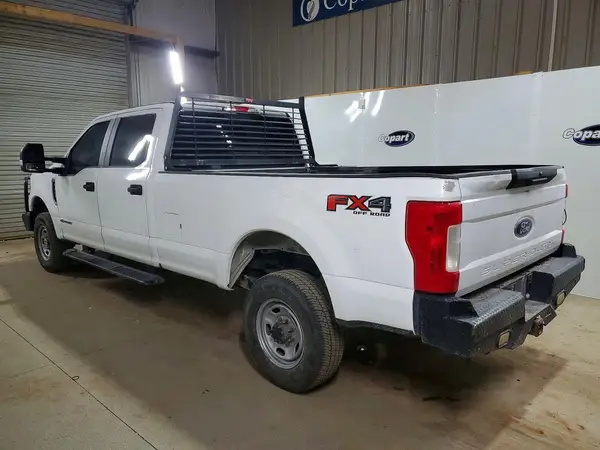 1FT8W3BT4JEC94887 2018 FORD F350 - Image 2