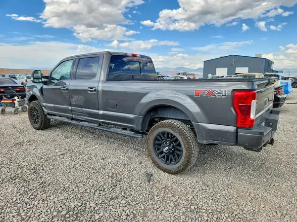 1FT8W3BT4KEF39978 2019 FORD F350 - Image 2