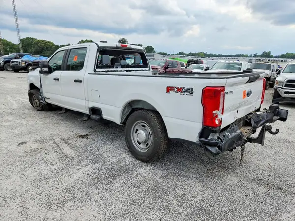 1FT8W3BT4RED41945 2024 FORD F350 - Image 2