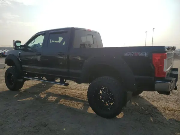 1FT8W3BT5HEE76561 2017 FORD F350 - Image 2