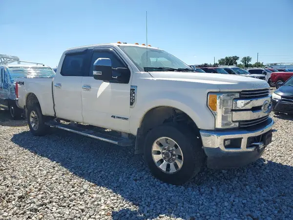 1FT8W3BT5HEF09820 2017 FORD F350 - Image 1