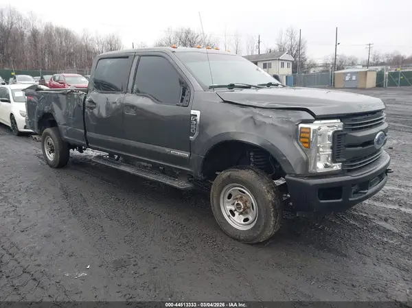 1FT8W3BT5JEB40043 2018 FORD F350 - Image 1