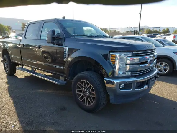 1FT8W3BT5KEF29587 2019 FORD F350 - Image 1