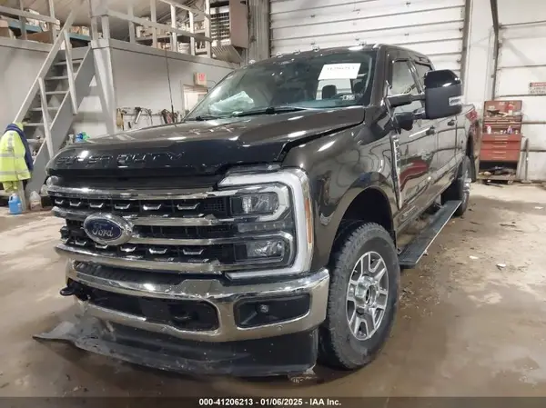 1FT8W3BT5RED80981 2024 FORD F350 - Image 2