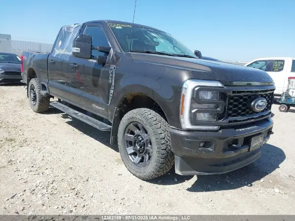 1FT8W3BT5REE23067 2024 FORD F350 - Image 1