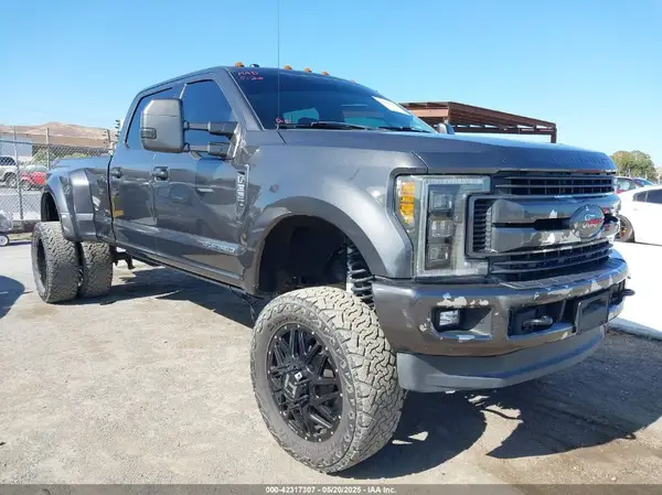 1FT8W3BT6HEF49419 2017 FORD F350 - Image 1