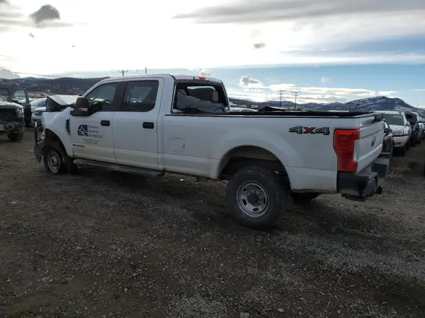 1FT8W3BT6JEB90126 2018 FORD F350 - Image 2