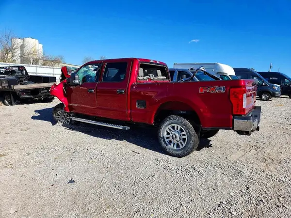 1FT8W3BT6JEC99427 2018 FORD F350 - Image 2