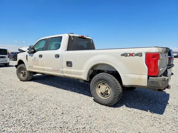 1FT8W3BT6NED77825 2022 FORD F350 - Image 2