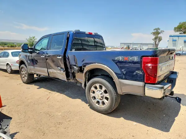 1FT8W3BT6NEF56852 2022 FORD F350 - Image 2