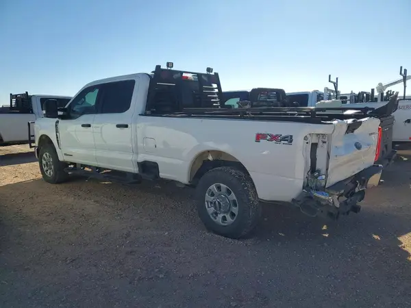 1FT8W3BT6PED35822 2023 FORD F350 - Image 2