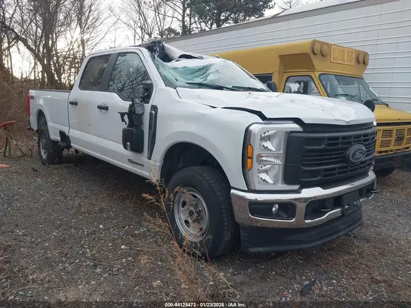 1FT8W3BT6REF00870 2024 FORD F350 - Image 1