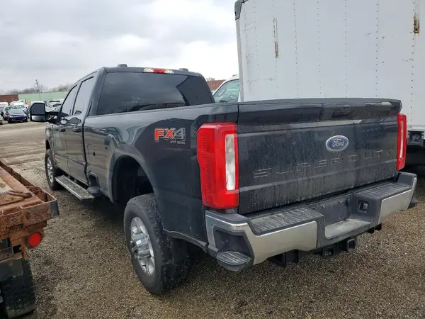 1FT8W3BT6SEC57437 2025 FORD F350 - Image 2