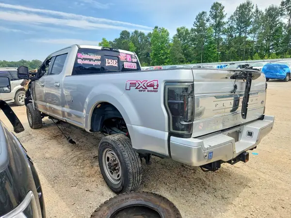 1FT8W3BT7HEC36556 2017 FORD F350 - Image 2