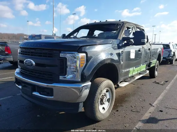 1FT8W3BT7JEB03057 2018 FORD F350 - Image 1