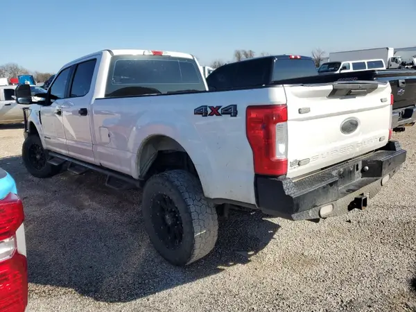 1FT8W3BT7JEB64795 2018 FORD F350 - Image 2