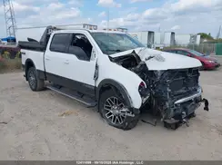 1FT8W3BT8HEB15650 2017 FORD F350