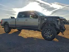 1FT8W3BT8HEE32893 2017 FORD F350