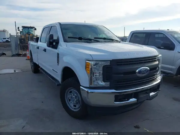 1FT8W3BT8HEF24473 2017 FORD F350 - Image 1