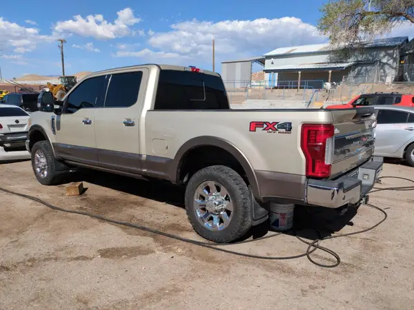 1FT8W3BT8JEB65549 2018 FORD F350 - Image 2