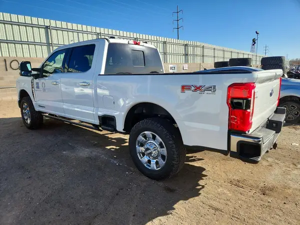 1FT8W3BT8SED28654 2025 FORD F350 - Image 2