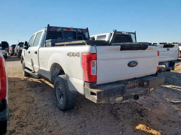 1FT8W3BT9HED77208 2017 FORD F350 - Image 2