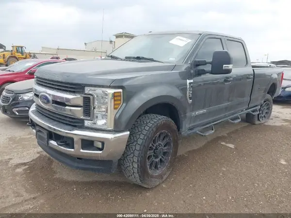1FT8W3BT9JEB74132 2018 FORD F350 - Image 2