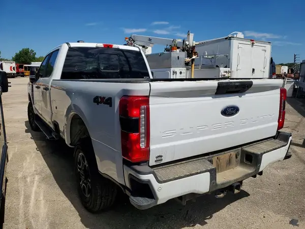 1FT8W3BT9SEC19118 2025 FORD F350 - Image 2