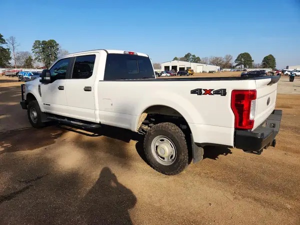 1FT8W3BTXHED11072 2017 FORD F350 - Image 2
